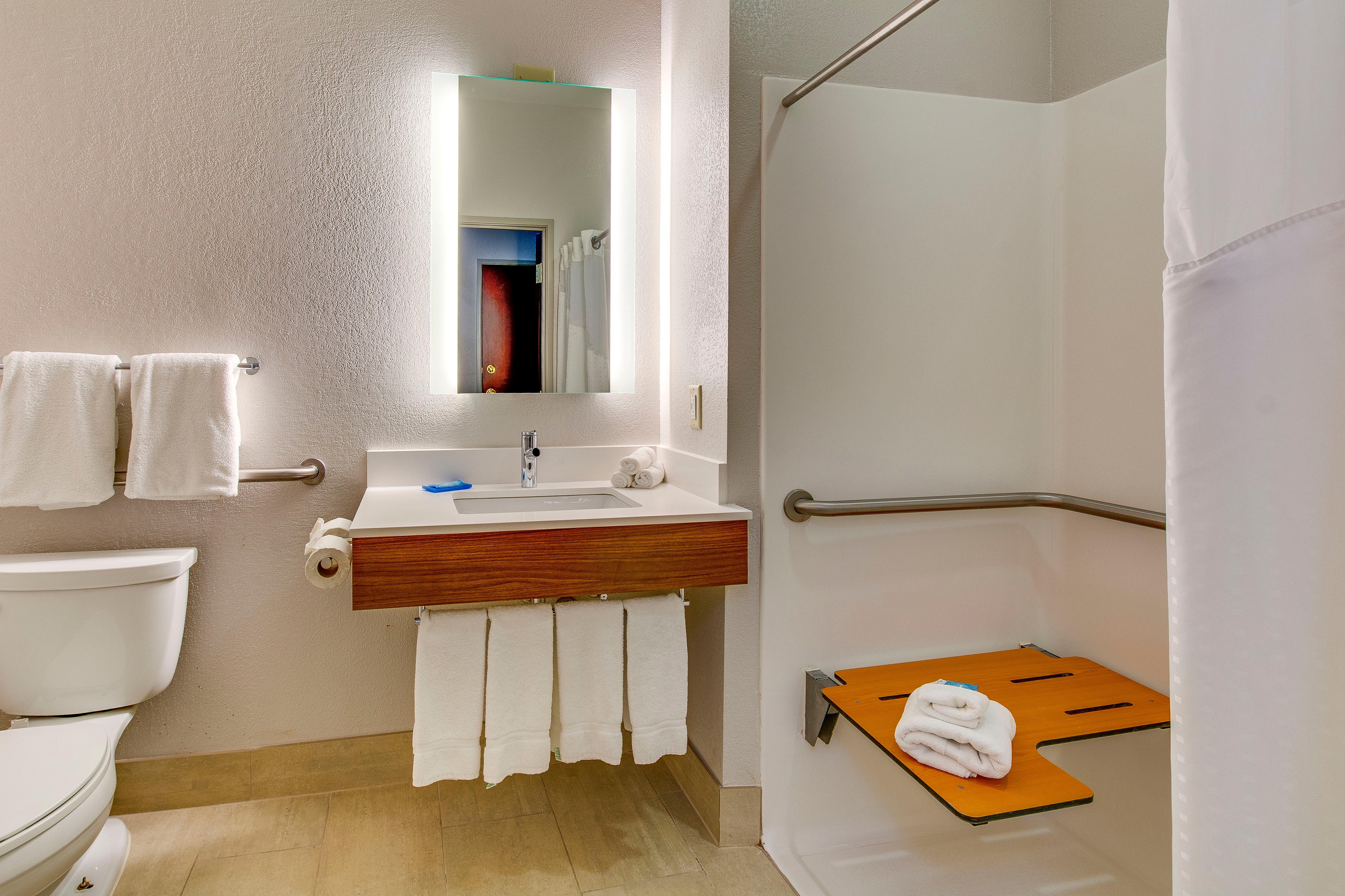 Holiday Inn Express Vincennes Exteriör bild